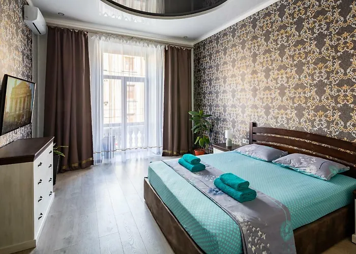 Apartment With 2 Bedroom Near Opera House Gorodotska 27 Str With Parking